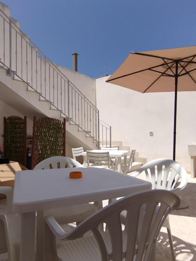Bed&Dreams In Salento Bilocale Con Vasca Idromassaggio Vila Guagnano Exterior foto